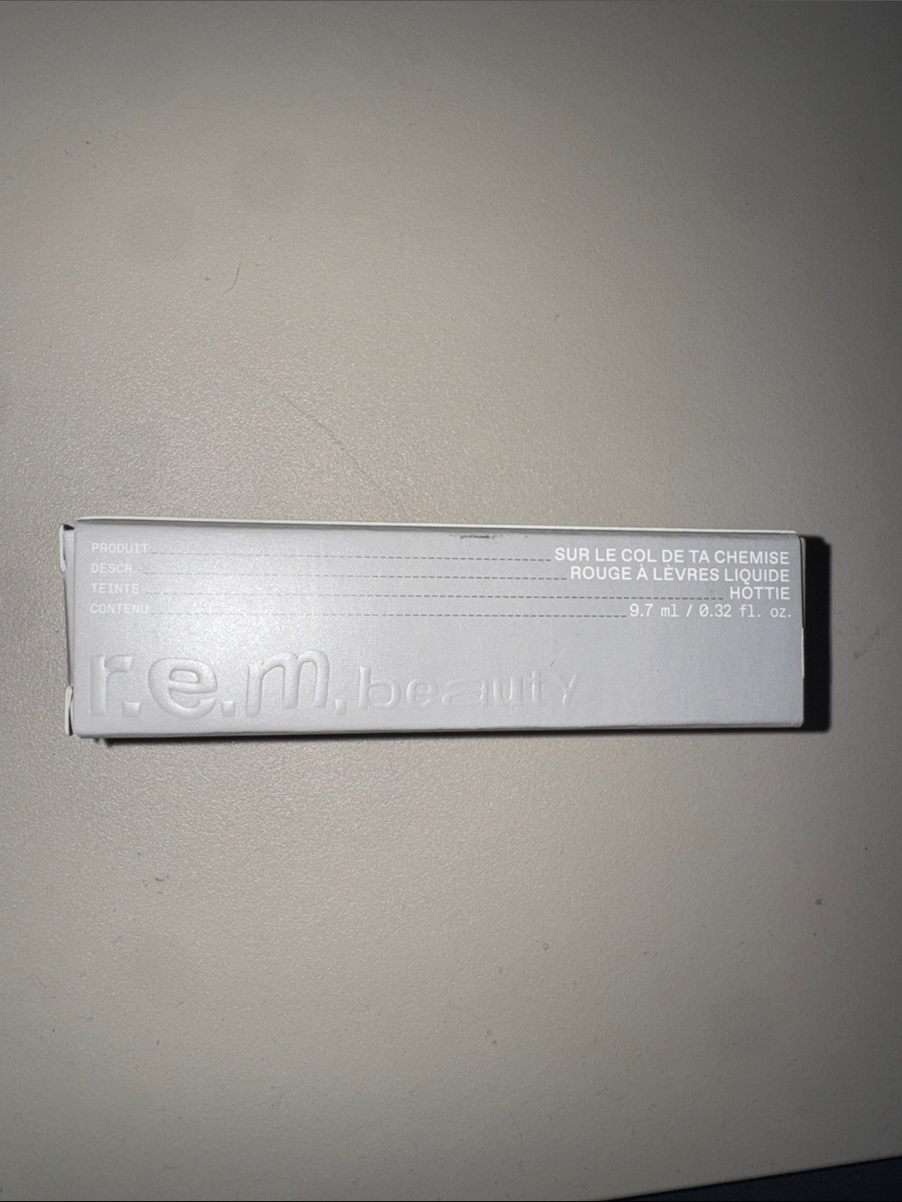 r.e.m. beauty Liquid Lipstick - Hottie shade